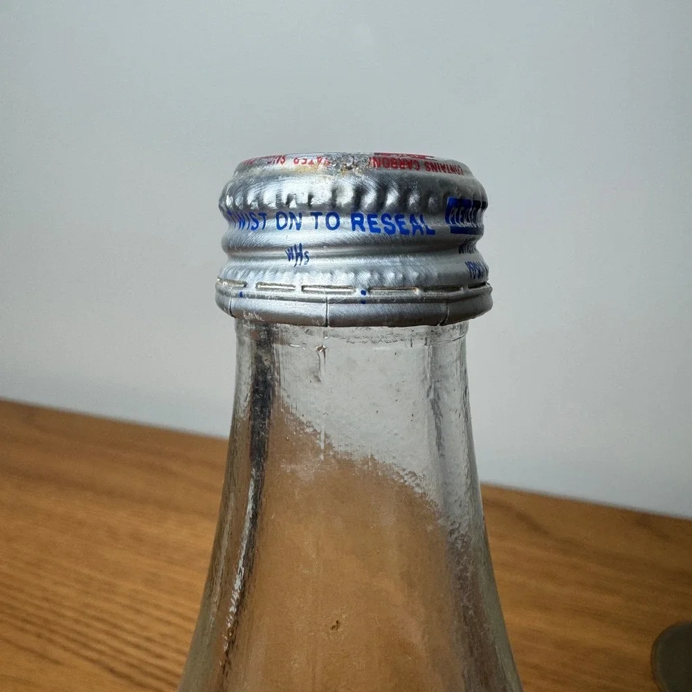 Vintage Pepsi Glass Bottle 32 oz 1 Quart Swirl Money Back‎ Bottle Sealed Reject